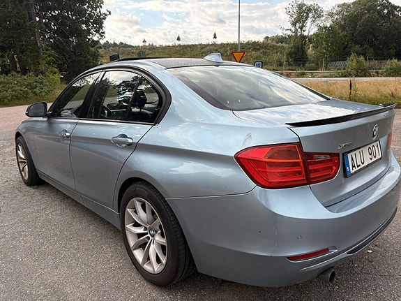 BMW 320d 10 of 10