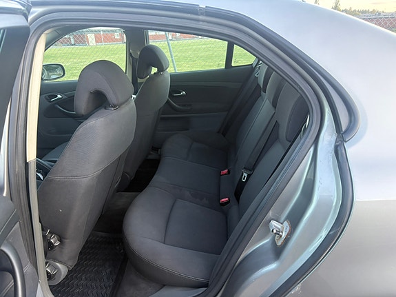 Saab 9-3 5 of 7