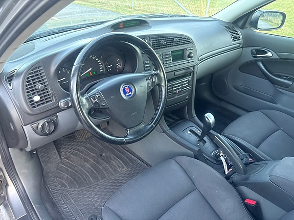 Saab 9-3 7 of 7