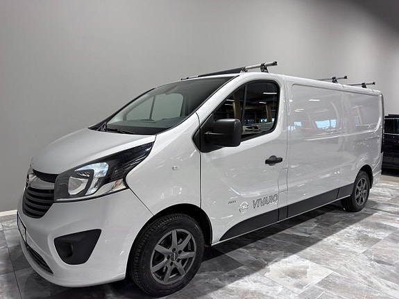 Opel Vivaro 4 of 28