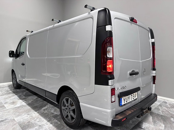 Opel Vivaro 6 of 28