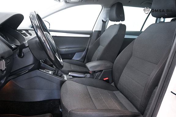 Skoda Octavia 6 of 16