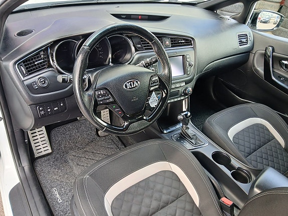 Kia Ceed 10 of 27