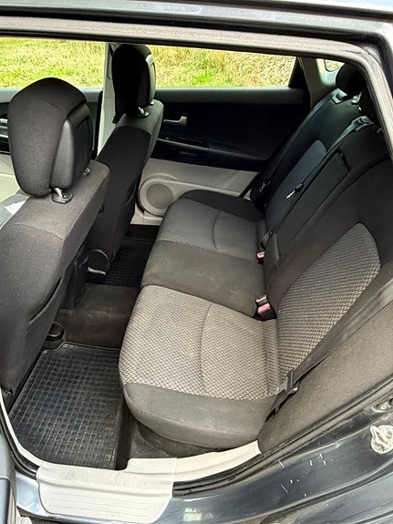 Kia Ceed 8 of 10