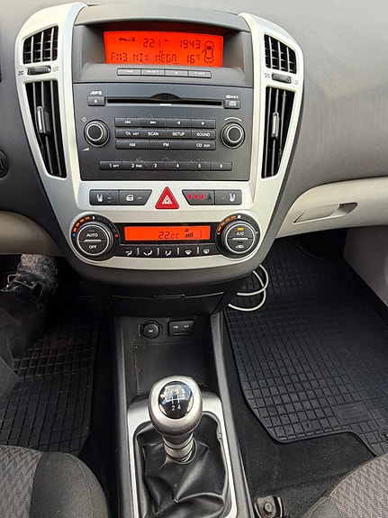 Kia Ceed 7 of 10