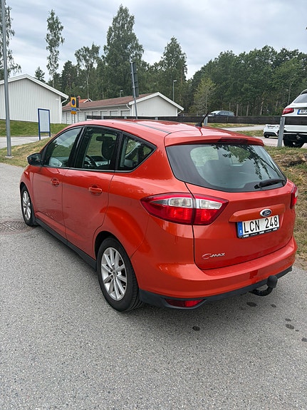 Ford C-Max 4 of 13