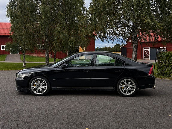 Volvo S60 3 of 11