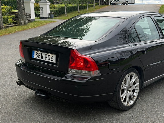 Volvo S60 7 of 11