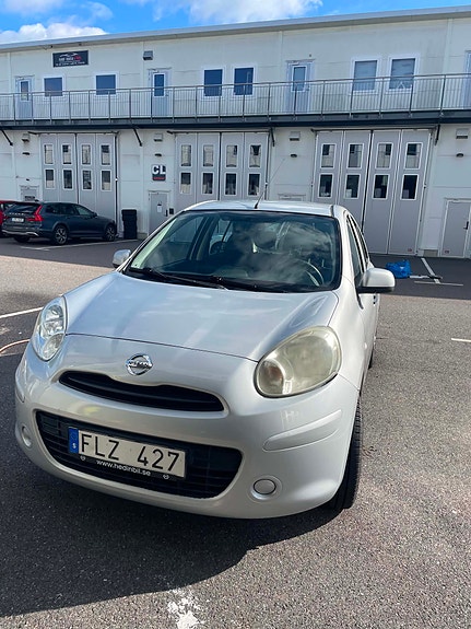 Nissan Micra 3 of 7