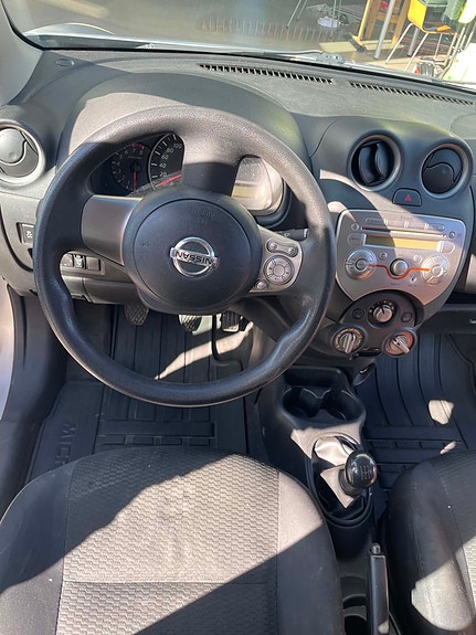 Nissan Micra 6 of 7