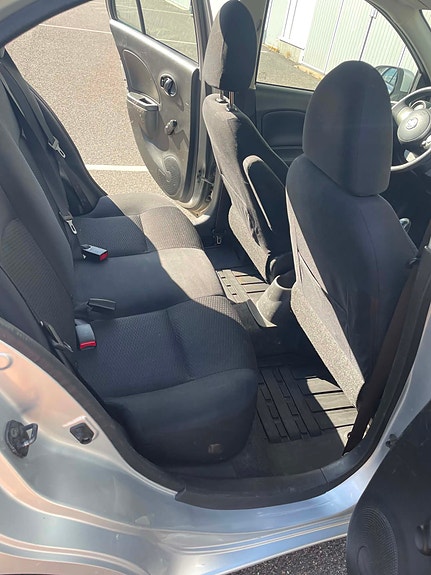 Nissan Micra 4 of 7