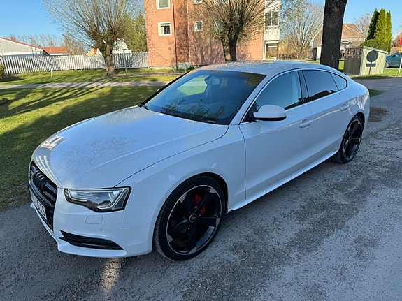 Audi A5 3 of 9