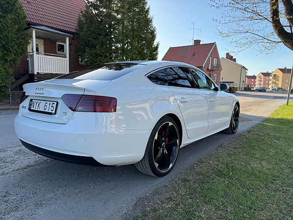 Audi A5 7 of 9