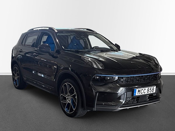 Lynk & Co 01 3 of 10