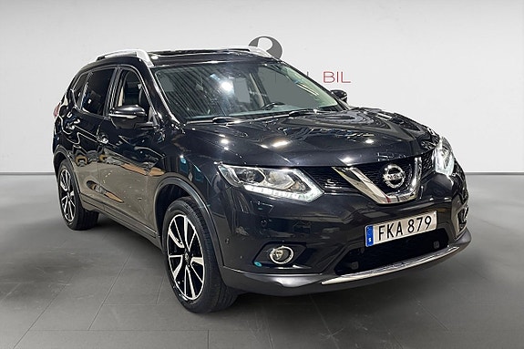 Nissan X-Trail 9 of 17