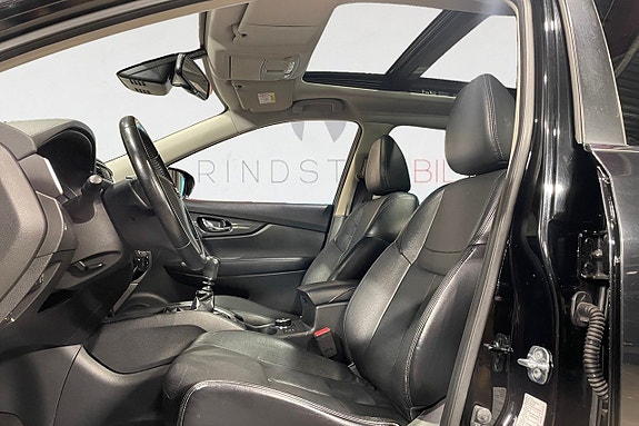 Nissan X-Trail 3 of 17
