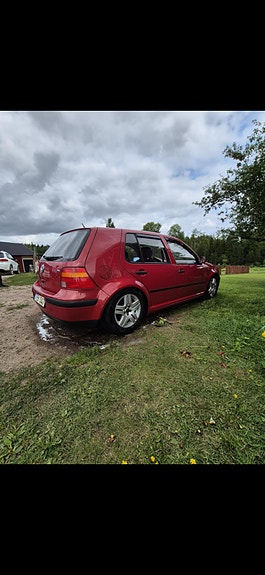 Volkswagen Golf IV 3 of 5