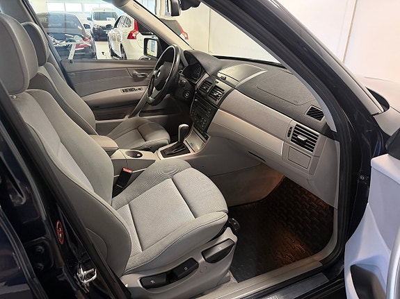 BMW X3 6 of 9