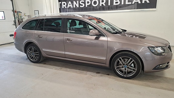 Skoda Superb 3 of 15