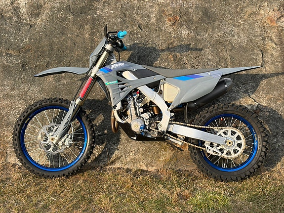 TM 300 EN FI 4T 3 of 6