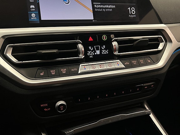 BMW 330e 24 of 30