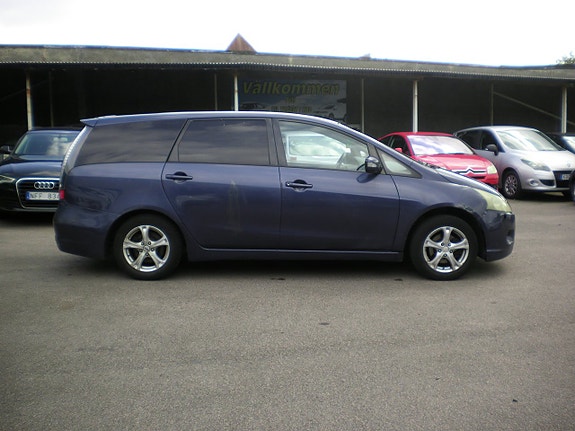 Mitsubishi Grandis 4 of 11