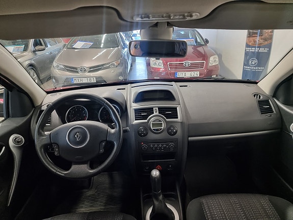 Renault Megane 9 of 14