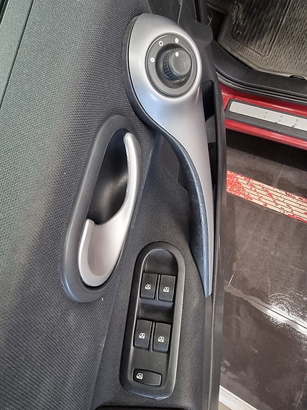 Renault Megane 10 of 14