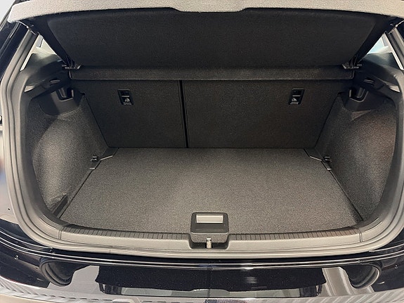 Volkswagen Polo 9 of 12