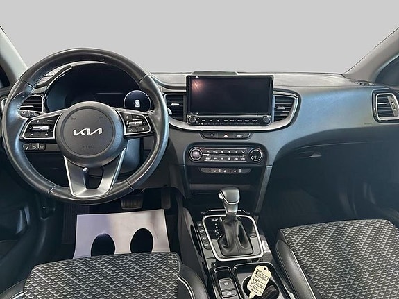 Kia XCeed 8 of 13