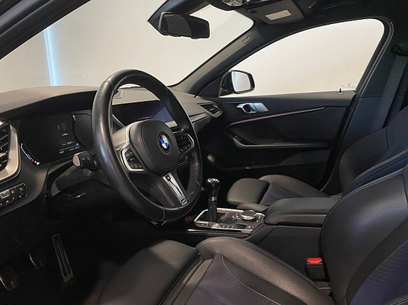 BMW 118d 5 of 12