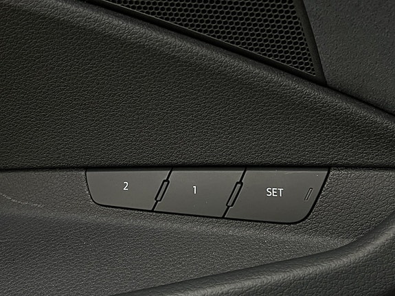 Audi Q8 18 of 30