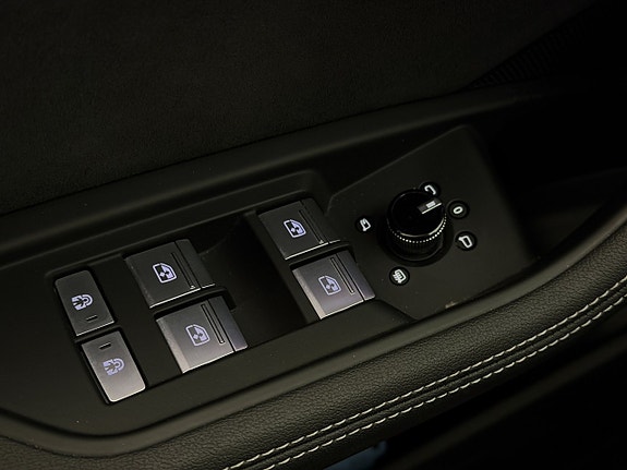 Audi Q8 17 of 30