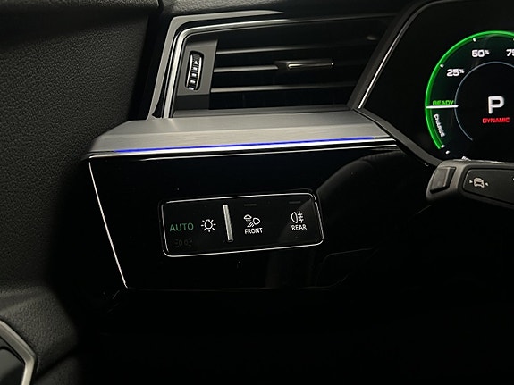 Audi Q8 19 of 30