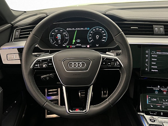 Audi Q8 16 of 30