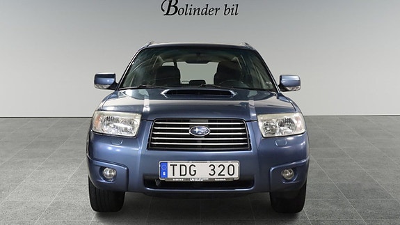 Subaru Forester 2 of 24