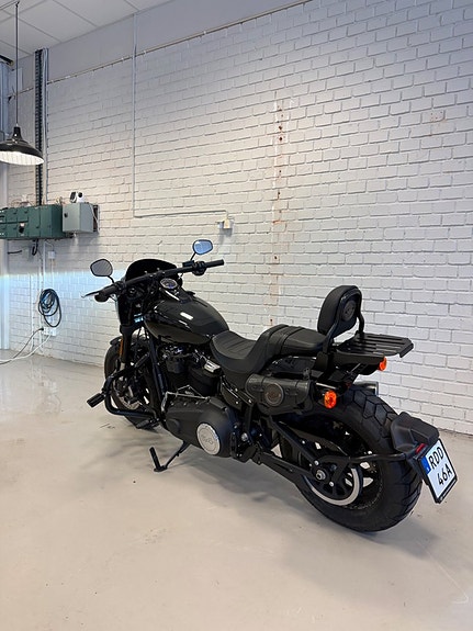 Harley-Davidson Fat Bob 1.9 Milwaukee-Eight 114 V-Twin,2019 6 of 8