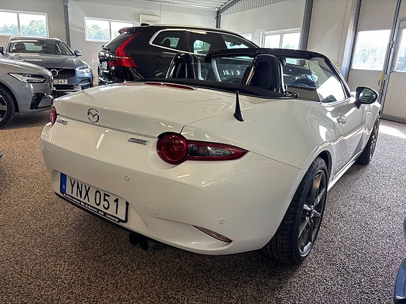 Mazda MX-5 12 of 14
