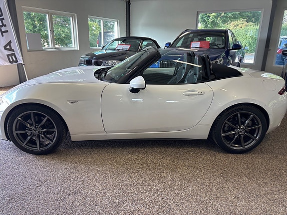 Mazda MX-5 11 of 14