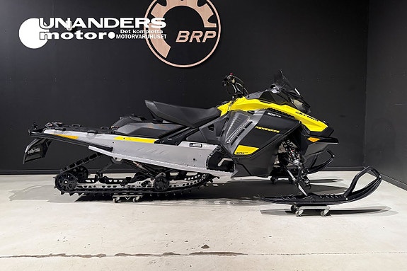 Ski-Doo Renegade Sport 600 ACE Nyservad 1 ägare 4-takt 2 of 9