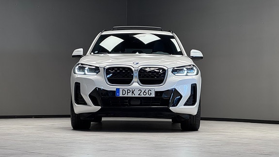 BMW iX3 21 of 22
