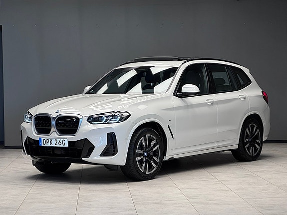 BMW iX3 19 of 22