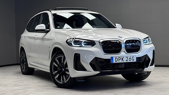 BMW iX3 16 of 22