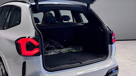 BMW iX3 18 of 22