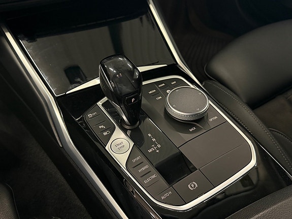 BMW 330e 8 of 16