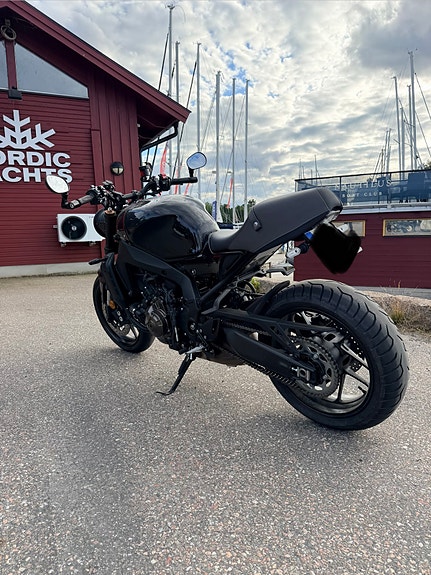 Yamaha XSR 900 4 of 4