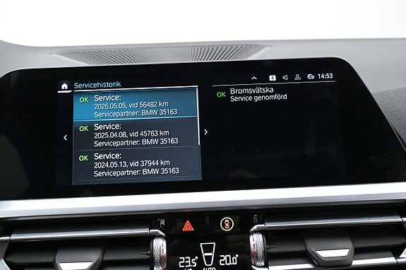 BMW 330e 12 of 26