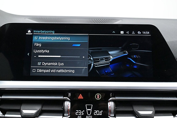 BMW 330e 15 of 26