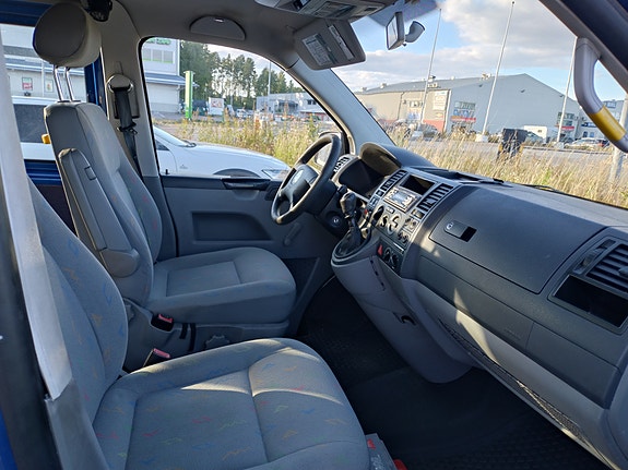 Volkswagen Transporter 3 of 3