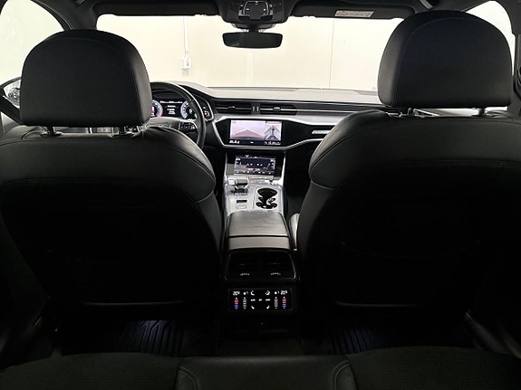 Audi A6 11 of 16